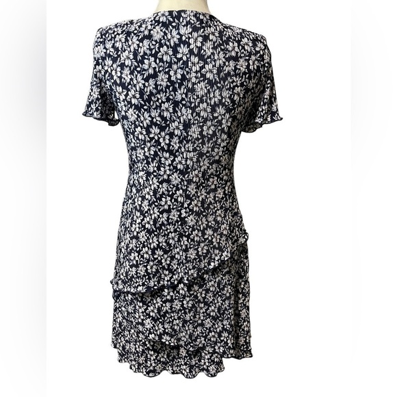 Connected Apparel Crepe Dress - Picture 7 of 11